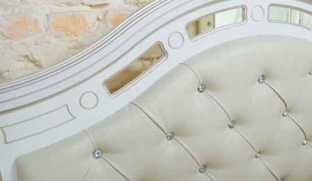 Спальный Гарнитур Александрина Белый/Патина Золото